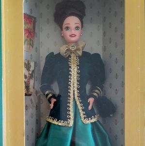 1996 SE Hallmark Yuletide Romance Barbie Doll